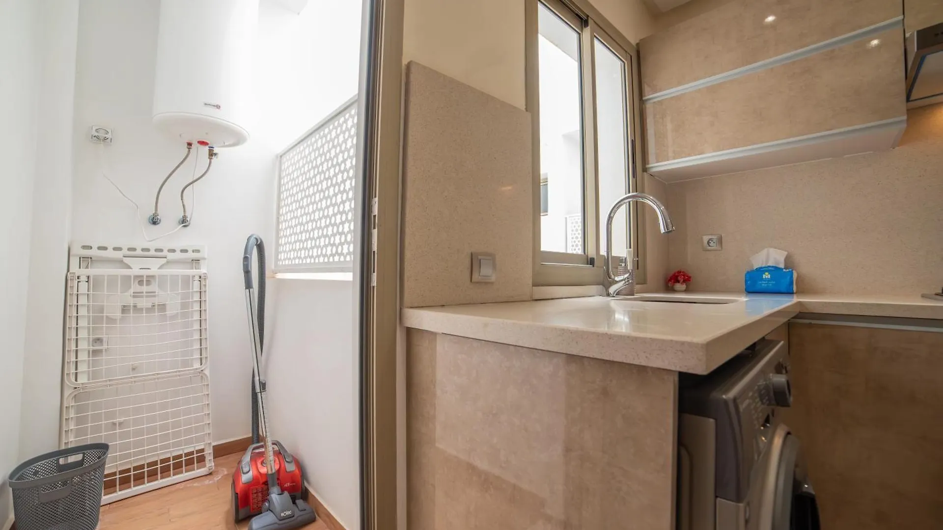 Luxury Seafront Apartment 101Sqm With 2 Bedrooms And Wi-Fi Unlimited Agadir Maroko