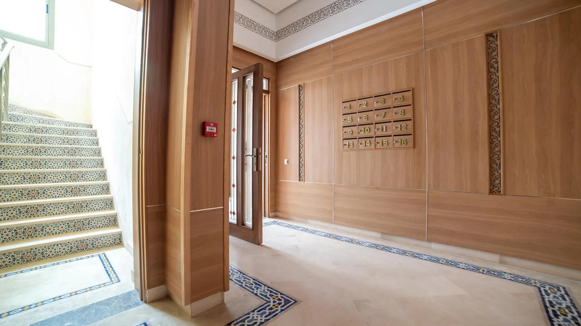Luxury Seafront Apartment 101Sqm With 2 Bedrooms And Wi-Fi Unlimited Agadir Maroko